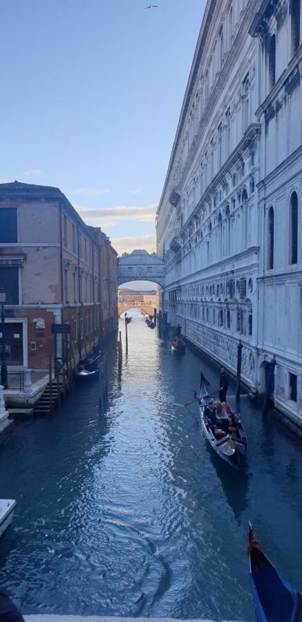 Magic Casanova Flat In The Heart Of Venezia Esterno foto